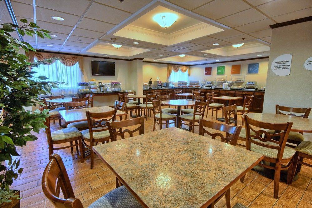 Comfort Inn Near Greenfield Village Диърборн Екстериор снимка