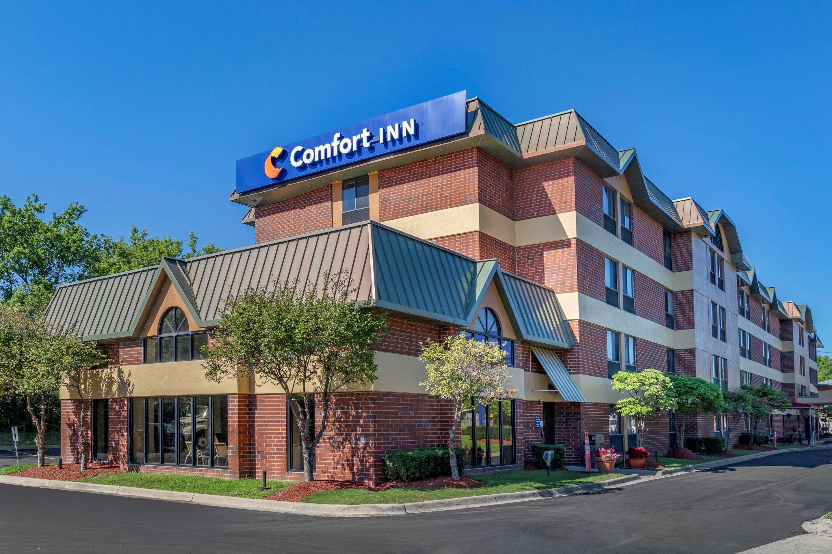 Comfort Inn Near Greenfield Village Диърборн Екстериор снимка