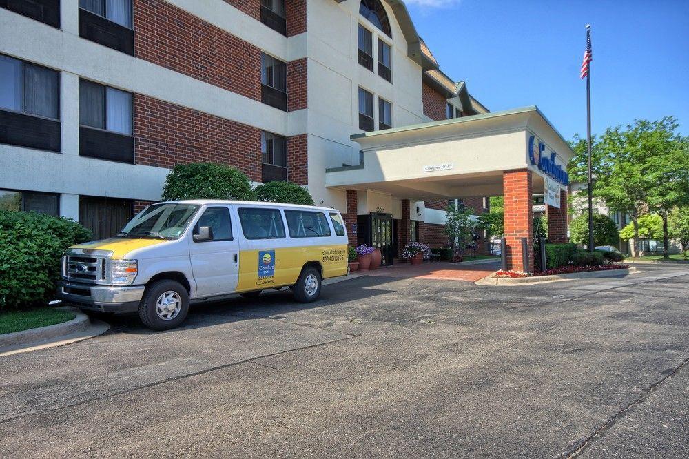 Comfort Inn Near Greenfield Village Диърборн Екстериор снимка